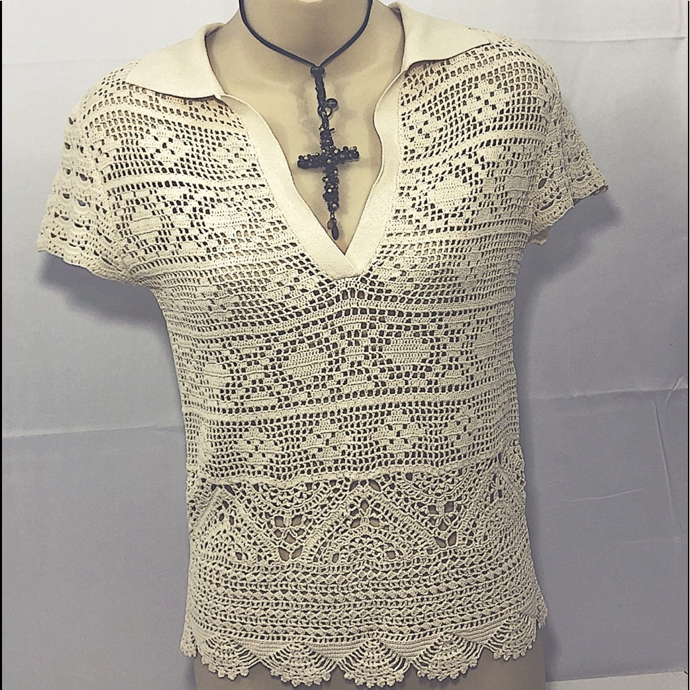 Cynthia steffe  lace front v-neck shirt